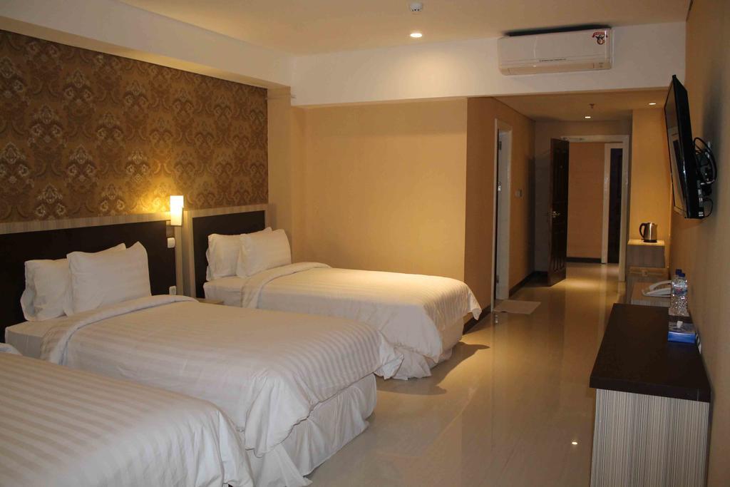 Sylvia Hotel Kupang Kupang  Chambre photo